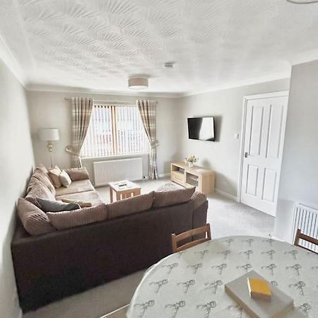 Evanton Cosy At Camden, Entire Bungalow מראה חיצוני תמונה